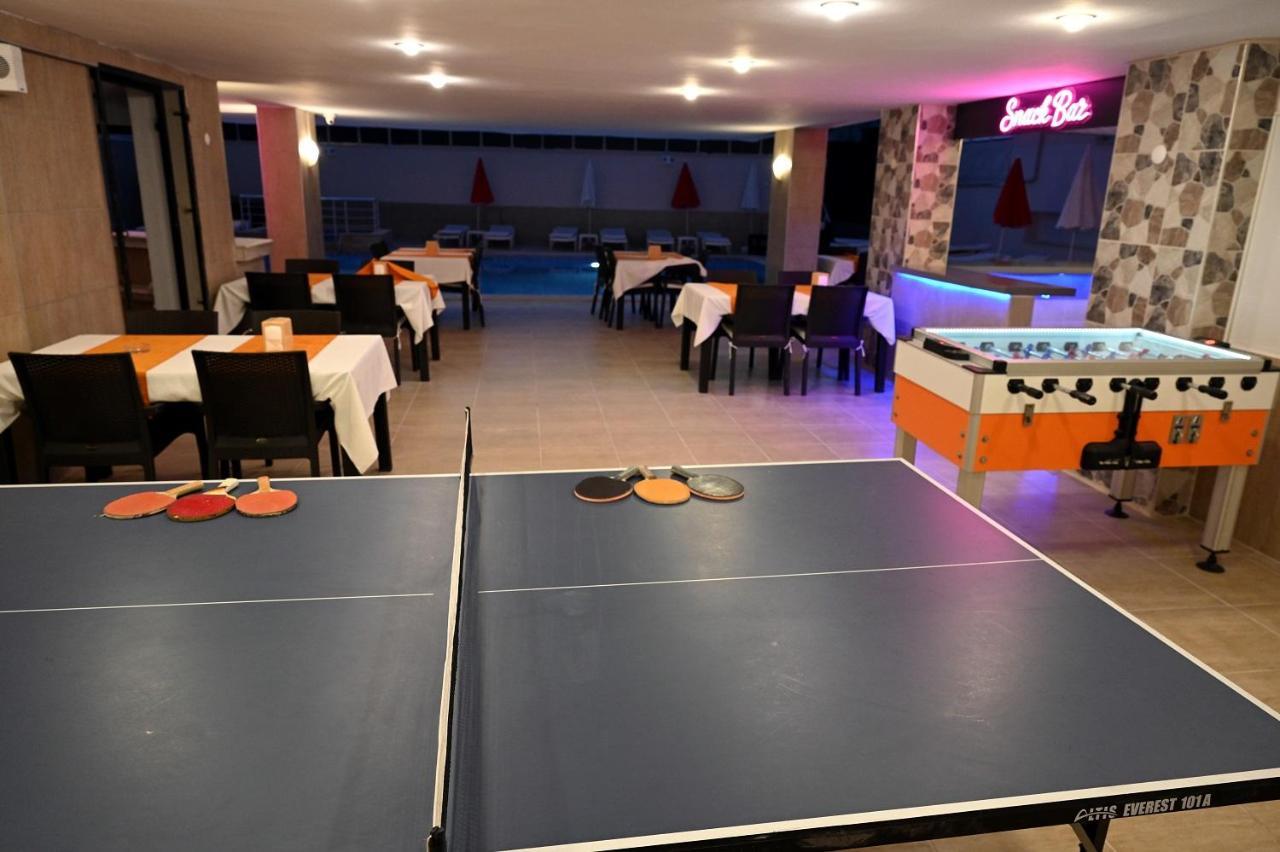 Roxx Royal Hotel Κουσάντασι Εξωτερικό φωτογραφία
