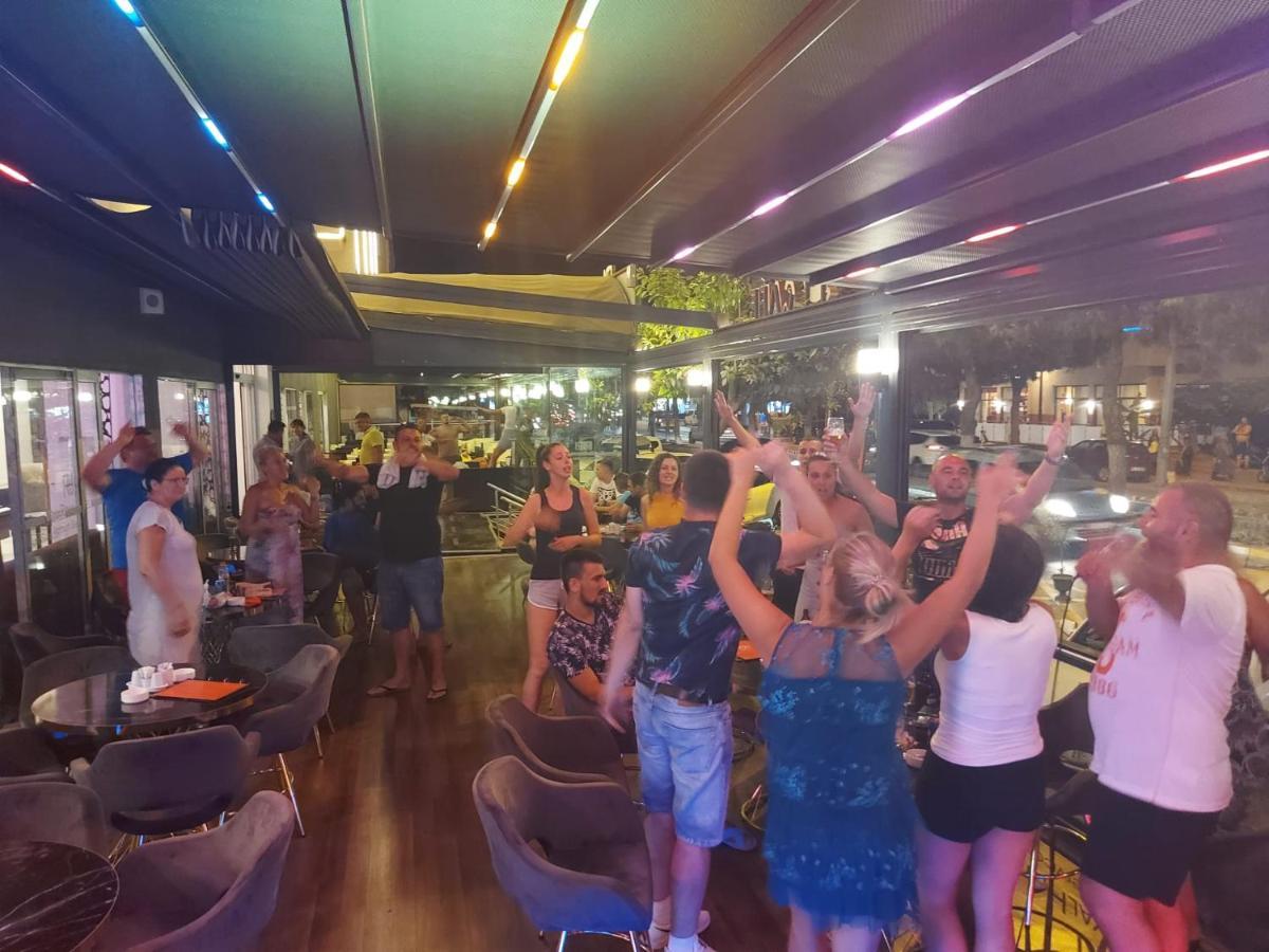 Roxx Royal Hotel Κουσάντασι Εξωτερικό φωτογραφία