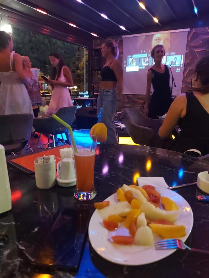 Roxx Royal Hotel Κουσάντασι Εξωτερικό φωτογραφία