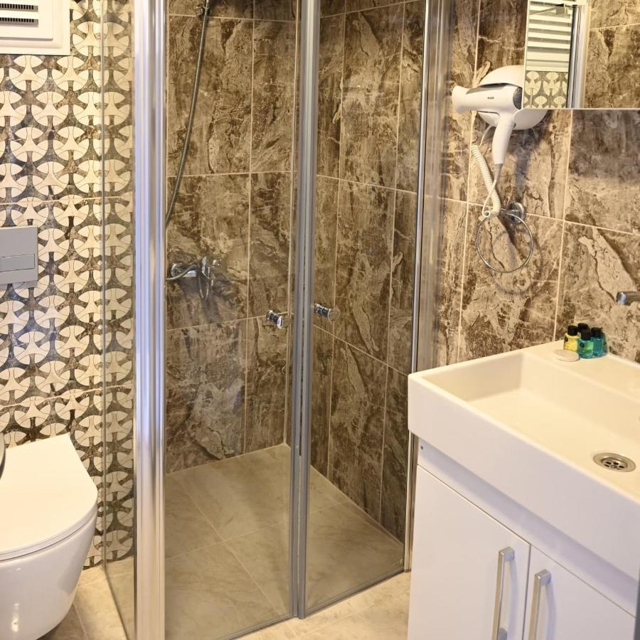 Roxx Royal Hotel Κουσάντασι Εξωτερικό φωτογραφία